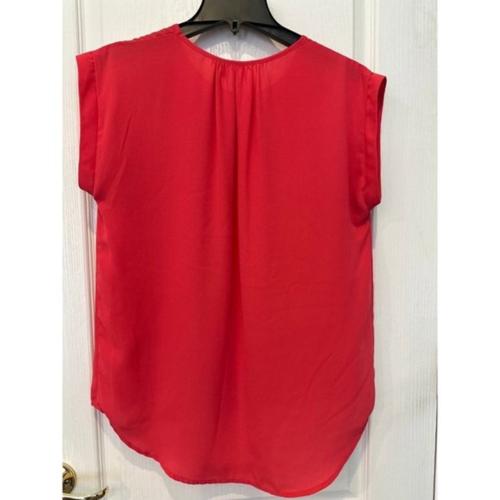 blouse - Picture 2 of 2